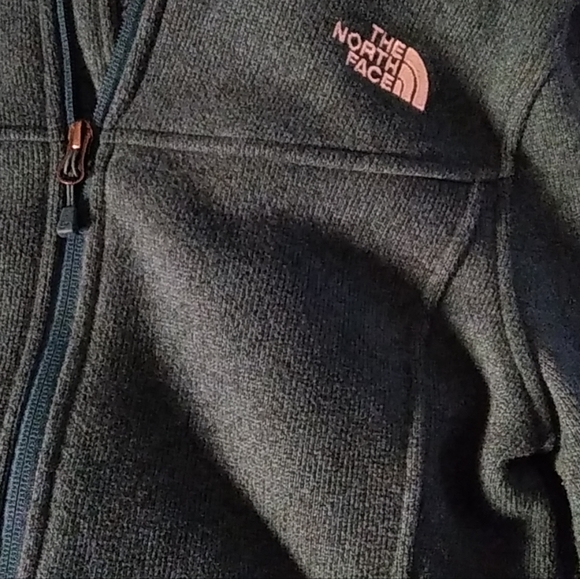 Green Northface sweater small - Picture 3 of 5